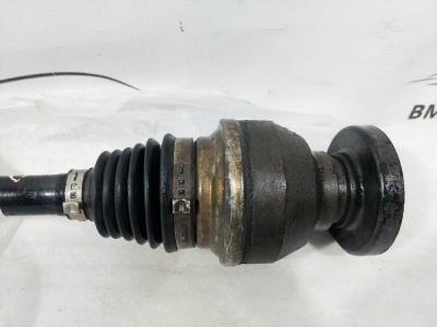 Привод передний левый  Tiguan 2007-2011 2.0 TDI    5N0407763A