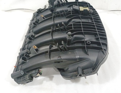 Коллектор впускной A4 [B8] 2007-2015  06K133201R  06K133201R
