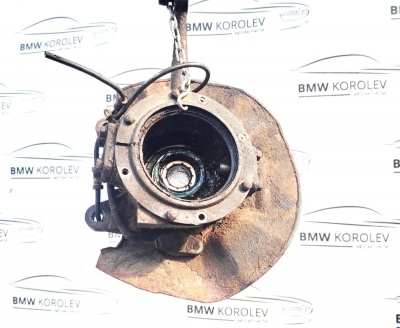 Кулак поворотный передний правый  Jimny 45111-81A20