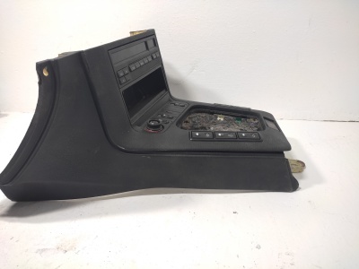 Центральная консоль BMW 3 E36  51168167395
