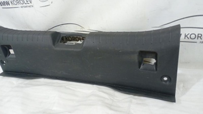 Накладка замка багажника (2007-2012)  Ceed 857701H000EQ