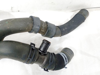 Патрубок радиатора Octavia (A5 1Z-) 2004-2013 CAXA ДВОЙНОЙ    1K0122101HR
