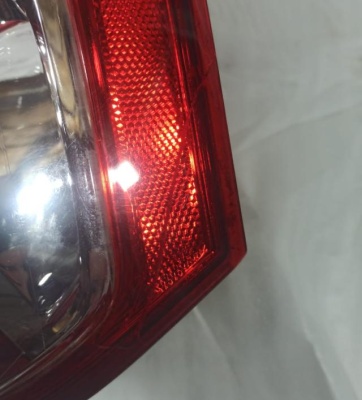 Фонарь задний правый ДЕФЕКТ Grand Vitara 2005-2015 (5 ДВЕРЕЙ 3565065J11) Grand Vitara 3565065J11