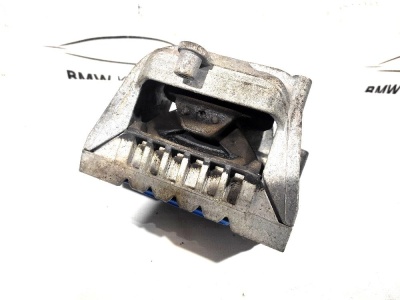 Опора двигателя правая (МКПП) CBZ VW Golf VI (2008-2013)  1K0199262CP