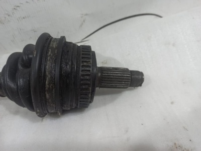 Привод передний левый E34 IX 31601227683 E34 31601227683