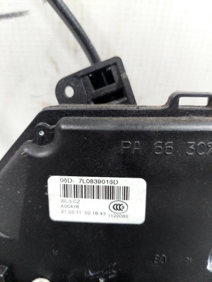 Замок двери передней правой Octavia (A5 1Z-) 2004-2013    7L0839016D