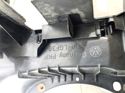 Панель передняя VW Golf V 2003-2009 (GTI 1K0805588S)  1K0805588S