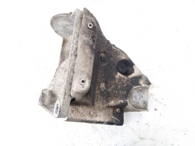 Кронштейн ДВС левый X5 E53 N62  22116766785