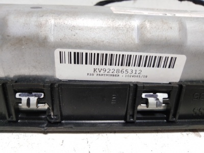 Подушка безопасности коленей пассажира  F30 72129228653