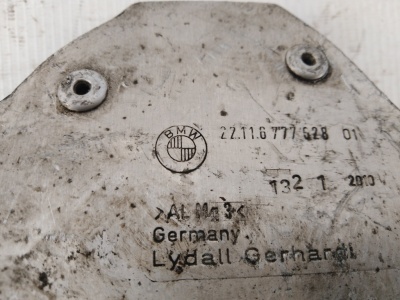 Кронштейн ДВС правый F10 N57  22116777624