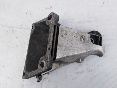 Кронштейн ДВС правый E60 LCI N62  22116769030