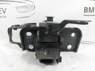 Опора КПП левая RAV 4 2006-2013 2.0 16V 1AZFE МКПП   RAV4 1237228210