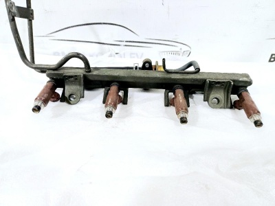 Топливная рампа M16A Suzuki Liana (2001-2007) Liana 1573054G00