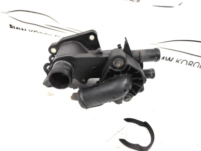 Корпус термостата (1.4 CGG МКПП) VW Golf Plus  032121111BM