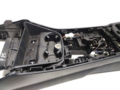 Кронштейн центральной консоли X3 F25  51169204253