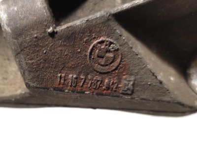 Опорный кронштейн генератора M57 BMW 5 E60 E60 11167787942