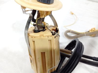 Насос топливный электрический XC90 2002-2015 2.4D    31305187