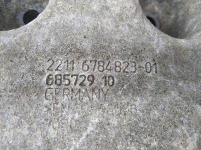 Кронштейн ДВС левый F30 N20 F30 22116784823