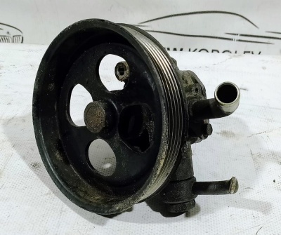 Насос ГУР  L200 MR992871