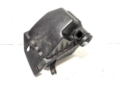 Корпус воздушного фильтра E60 13717577780