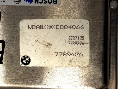 Блок управления двигателем M57  E39 13617789376