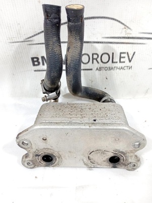 Радиатор масляный XC90 2002-2015    31201912