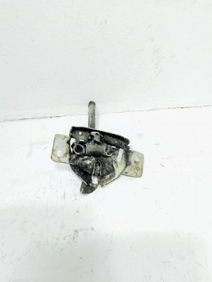 Замок капота Jimny 8211081A10