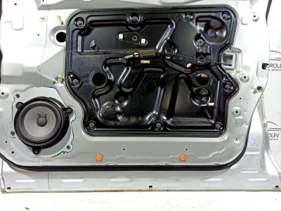 Дверь передняя правая Murano (Z50) 2004-2008  H010MCC0MB