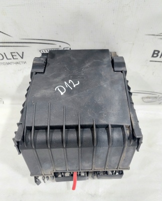 Блок предохранителей VW Golf VI (2008-2013)  1K0937125D