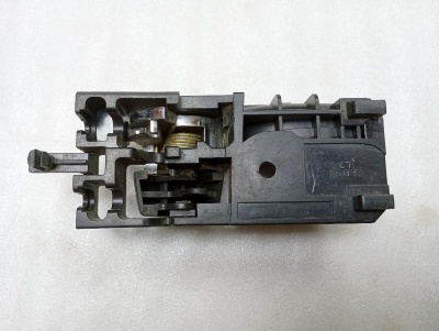 Ручка двери внутренняя левая SX4 2006-2013 ХРОМ  SX4 8313063J20LF1