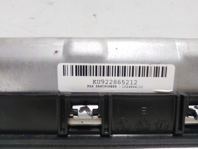 Подушка безопасности коленей водителя  F30 72129228652