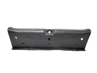 Накладка багажника средняя  Getz 857701C310