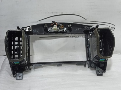 Рамка магнитолы Juke (F15) 2011-2019  68260BX80A