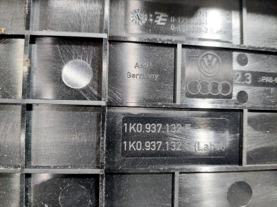 Блок предохранителей VW Golf VI (2008-2013)  1K0937125D