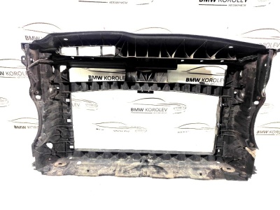 Панель передняя (телевизор) VW Golf VI (2008-2012)  5K0805588E