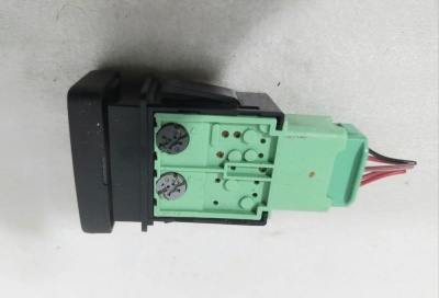 Кнопка противотуманки SX4 2006-2013 ПЕРЕДНИХ SX4 3727062JC0