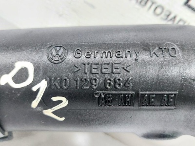 Патрубок воздушного фильтра Golf VI 2009-2013    1K0129684AF