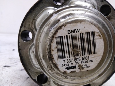 Привод задний правый BMW X3E83 33207537608