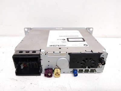 Магнитола F30 65129294200