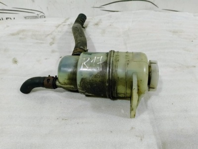 Бачок гидроусилителя L200 MR995028