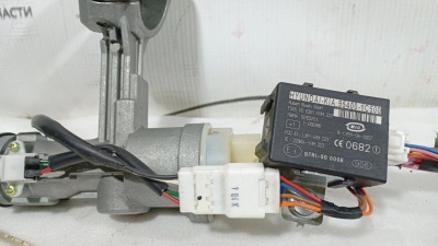 Замок зажигания (комплект)  Getz 8190017A50A